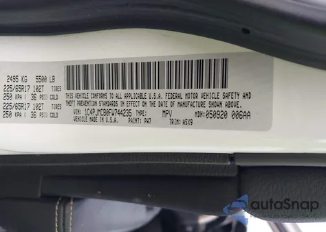 2015 Jeep Cherokee Latitude z USA, uszkodzony, nr VIN 1C4PJMCB0FW744235